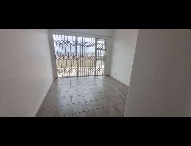 3 BEDROOM FLAT FOR SALE IN MORNINGSIDE